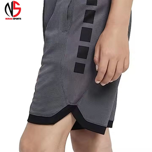 Shorts imprimés de qualité supérieure pour hommes, logo et design personnalisés, shorts sublimés pour hommes, shorts imprimés pour la salle de sport, entraînement, shorts imprimés incroyables - Product Image 2