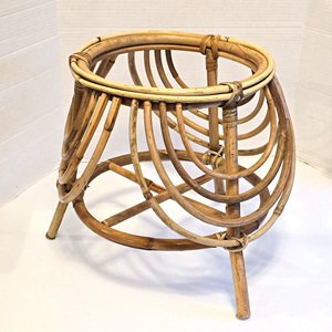 Decoración para plantas de interior, elegante soporte de mimbre hecho a mano para macetas, cesta elevada para plantas. - Product Image 1