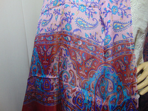 Pañuelo de Seda 100% de Lujo para Mujer, Estampado Floral Paisley, 90x180 cm, Multifuncional, Elegante Accesorio de Moda - Product Image 2