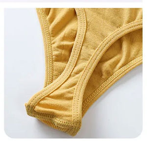 ชุดบิกินี่สแปนเด็กซ์ 2 ชิ้นสำหรับผู้หญิง แบบ Bandeau ท่อนล่างทรง Cheeky ไร้โครง ไร้ตะเข็บ สีพื้น แห้งเร็ว ชุดว่ายน้ำสำหรับฤดูร้อน - Product Image 2