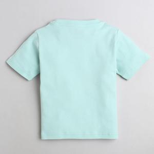 T-shirt à manches courtes Polka Tots Il pleut des os et des chiens avec une impression de poche créative-Vert de mer - Product Image 2