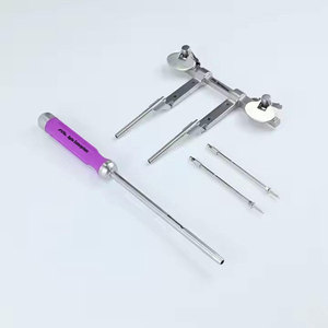 Distractor Cervical Caspar, Manual, de Acero Inoxidable, Instrumento Quirúrgico Ortopédico de Alta Calidad, para Cirugía de Columna Vertebral de Precisión - Product Image 1