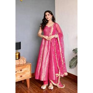 Salwar Kameez para Bodas y Fiestas, Ideal para Bailar, en Azul Medianoche y Rosa Fucsia, Largo hasta el Suelo, Bordado, Diseño Moderno - Product Image 1