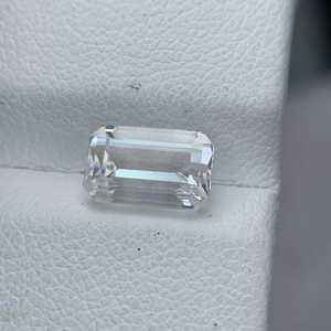 Piedra lunar de corte esmeralda, gema natural suelta de origen africano con destello azul facetado para la fabricación de joyas. - Product Image 4