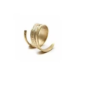 Luxurious Gold Napkin <b>Ring</b> Holder with Royal Design H ndicraft for Wedding Table Decor Parties Hotel Dining - Product Image 5