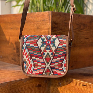 ใหม่ร้อนขาย Jacquard ทําด้วยมือของแท้หนังสลิงกระเป๋า Multi ใช้ใหม่วินเทจออกแบบกระเป๋า Crossbody ราคาถูกอัตราผลิตภัณฑ์จํานวนมาก - Product Image 5