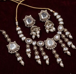 Elegant High Quality Brass Gold-Plated Bridal Shadow Choker Set Earrings Maang Tikka Rhodium Plated Zircon Ethnic Third Party - Product Image 2