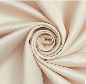 Tissu satiné de qualité export, fini lisse et brillant, en polyester léger pour la confection de vêtements, la décoration et la mode - Product Image 2