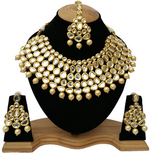 Indian Classic Women's Choker Wedding Engagement Anniversary Party Green Traditional Crystal Kundan Faux Pearl Alloy Gold <b>Gift</b> - Product Image 1