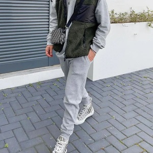 Pantalon de jogging molletonné épais personnalisé pour homme, fabriqué au Bangladesh - Product Image 4