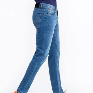 Jean déchiré tendance pour homme, coupe slim, bleu délavé, style vintage, confortable pour le quotidien - Product Image 3