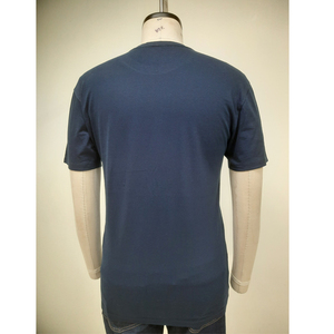 T-shirt en coton uni pour homme, coupe classique, tissu respirant, vêtement décontracté pour l'été, confort quotidien, style moderne et look urbain - Product Image 2