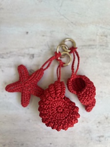 Handmade <b>Anime</b> Style <b>Keychain</b> Durable Lightweight Eco-Friendly Unisex Accessory with Starfish Oyster Shell Patterns - Product Image 2