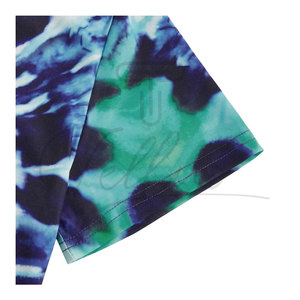 T-shirt personnalisé tie-dye tendance et le plus vendu, en coton et fibre de bambou, respirant et à séchage rapide, à manches courtes pour hommes - Product Image 6