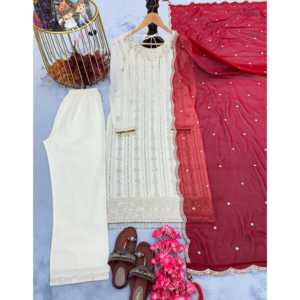 Conjunto de traje de mujer de diseñador, Top Georgette de imitación pesado con Plazzo y Dupatta para un look de fiesta - Product Image 1