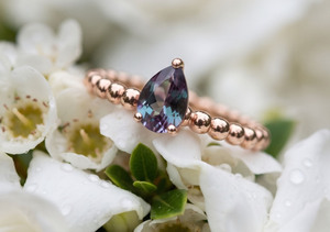 Anillo de compromiso de lujo chapado en oro rosa de plata 925 con circonita talla pera, diseño de constelación romántica para mujer, engaste de garra fino - Product Image 3