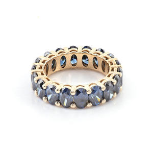Anillo de Compromiso y Eternidad de Lujo en Oro Amarillo de 14K/18K con Zafiro Azul Corte Ovalado, Joyería Personalizada al por Mayor - Product Image 3