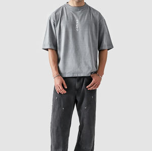 เสื้อยืดไหมพรมสีเทาแบบเรียบสไตล์ญี่ปุ่นลายกราฟิกชิปปุเด็นทรงโอเวอร์ไซส์แนวสตรีทแวร์อนิเมะทรงหลวม - Product Image 2