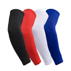 Manchon de compression pour bras de haute qualité avec logo imprimé personnalisé, pour le sport, le cyclisme, le gaming et la protection. - Product Image 2
