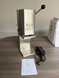 Machine à tordre les pommes <span class=keywords><strong>de</strong></span> <span class=keywords><strong>terre</strong></span> en acier inoxydable / <span class=keywords><strong>Coupe</strong></span>-<span class=keywords><strong>spirale</strong></span> pour faire des chips <span class=keywords><strong>de</strong></span> pommes <span class=keywords><strong>de</strong></span> <span class=keywords><strong>terre</strong></span> en forme <span class=keywords><strong>de</strong></span> tour <span class=keywords><strong>de</strong></span> Tornado HJ-ST20 - Product Image 3