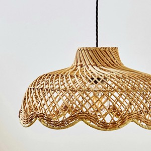 Pantalla de Lámpara Colgante de Ratán de Diseño Único, Tejida a Mano, para una Iluminación Cálida y Acogedora en el Hogar - Product Image 5