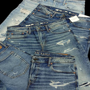 Jeans de Hombre Estilo Casual, Corte Recto, Desgastados, Teñidos con Hilo, Elásticos, de Peso Medio, Lavado Oscuro, en Existencia - Product Image 2