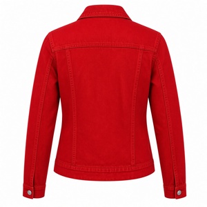 Chaqueta Vaquera de Moda para Mujer PDK, Roja, Silueta Ajustada, con Escudo Bordado de la Hermandad, Cierre de Botones Metálicos y Funcional - Product Image 3