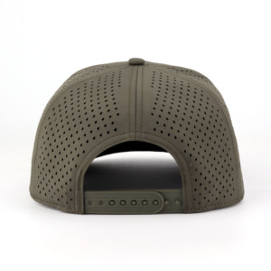 Gorra Trucker con la Bandera de Puerto Rico, Verde Oliva, 6 Paneles, Malla Ajustable, Unisex, Casual, con Estampado de Goma en Relieve en el Panel Frontal - Product Image 2