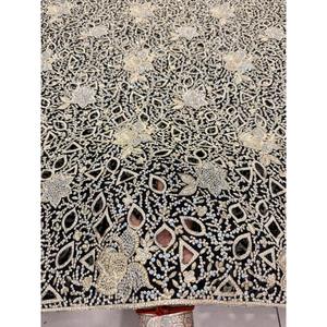 Tela de Seda Floral Bordada a Mano con Cuentas y Lentejuelas, Tela de Lujo para Bodas Indias, para Lehenga, Saree y Vestidos de Novia - Product Image 4