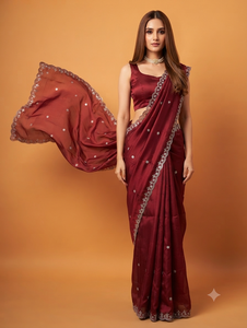 Sari en crêpe de soie marron avec bordure brodée et chemisier pour femme, tenue de mariage traditionnelle, longueur au sol, coupe classique, réversible - Product Image 1