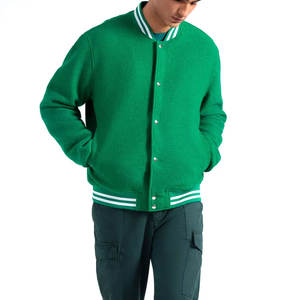 Chaquetas universitarias lisas al por mayor, de lana con mangas de cuero, ideales para imprimir y personalizar. - Product Image 1