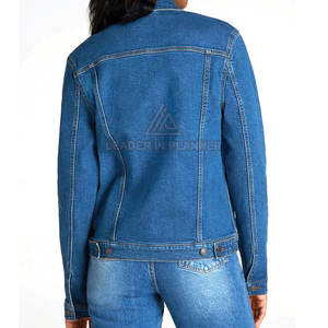 Veste en jean pour femme, grande taille, respirante, personnalisée avec logo imprimé, haute qualité à bas prix. - Product Image 5