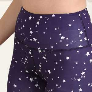 Leggings de cintura alta con estampado de estrellas, pantalones de yoga de punto elásticos deportivos para mujer, pantalones de yoga con estampado morado para todas las estaciones - Product Image 6