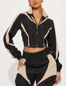 Conjunto de Chaqueta y Pantalones Cortavientos de Nylon 100% de Peso Medio de la Mejor Calidad para Mujer, con Logotipo Personalizado, Estilo Urbano, MOQ Bajo - Product Image 4