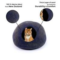 Lit pour chat en laine mérinos de style moderne et luxueux, fait à la main en feutre, écologique, maison pour chat et cachette confortable