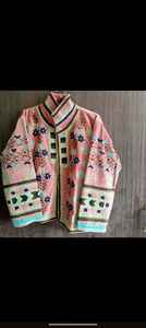 Veste Suzani en soie brillante faite à la main, manteau brodé vintage bohème, vêtements d'extérieur d'hiver matelassés à motifs floraux ethniques pour femmes, robe bohème - Product Image 5