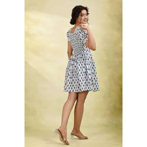 Vestido Mini Lavable Ecológico con Estampado Floral Azul y Blanco para Mujer, Manga Abullonada, Cuello Redondo, Vestido Casual de Verano para Fiesta - Product Image 4