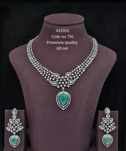 Conjunto Clásico de Collar y Pendientes de Latón con Baño de Rodio y Circonita Cúbica, Piedra Roja de Corte Pera, Joyería de Moda para Mujer, Ideal para Bodas - Product Image 3