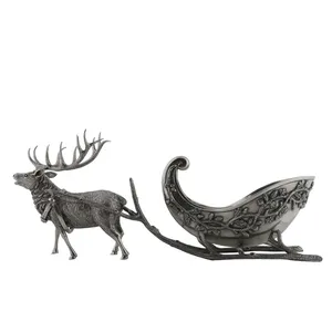 Bol en métal fait main, élégant et moderne, pour la décoration de la table basse du salon, avec décor en porcelaine renne et traîneau en métal - Product Image 3