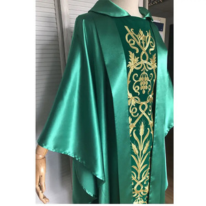 Casulla Católica Verde de Satén de Calidad con Bordado Dorado y Estola 2025, Hecha a Medida, Nuevo Diseño de Alta Calidad - Product Image 4