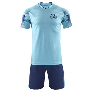 Nouvelle arrivée : uniforme de football avec coutures renforcées, adapté aux joueurs jeunes et adultes, conçu pour une utilisation durable. - Product Image 3