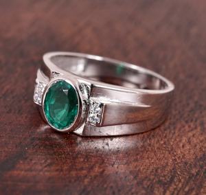 แหวนหมั้นและแต่งงานเพชรและมรกตทรงรีจากแซมเบียแท้ ทอง 14K ของขวัญวันพ่อ - Product Image 2