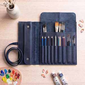 Estuche enrollable para lápices de dibujo de cuero genuino, organizador portátil para almacenamiento de dibujos, regalo personalizado para artistas, a la venta a un precio asequible. - Product Image 4