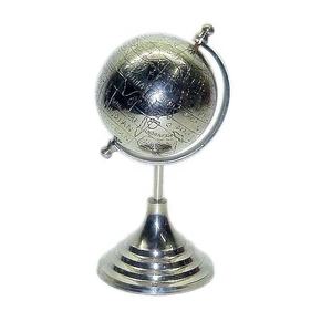 Globo decorativo de aluminio Artículo de geografía Artesanía India Alta calidad Nuevo diseño 2025 Producto estándar superior Venta caliente - Product Image 3