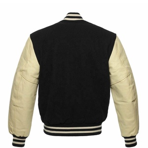 Veste streetwear pour homme en tissu patchwork noir et couleur chair, style varsity, veste de créateur streetwear pour jeunes garçons - Product Image 3