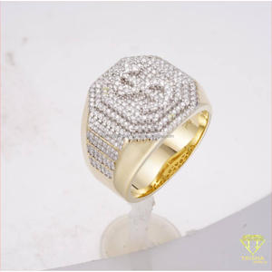 Anillo de lujo para hombre de plata de ley 925 con diamante cultivado en laboratorio, diseño geométrico llamativo y apariencia de cristal - Product Image 3