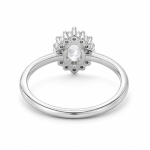 Anillo de Compromiso de Diamantes de Corte Ovalado en Oro Blanco para Mujer, con Engaste Pavé, Diseño Clásico con Forma de Flor - Product Image 2