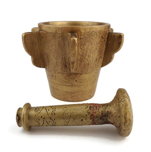 Mortier et pilon en laiton de haute qualité avec gravure et finition polie pour le broyage manuel du café et des épices, outil métallique Imam Dasta - Product Image 6