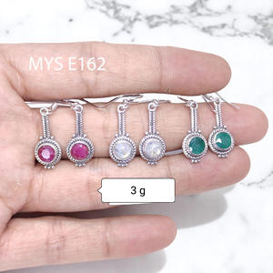 Boucles d'oreilles artisanales en argent avec pierre de lune ronde véritable et pierres précieuses multiples, prix de gros - Product Image 1