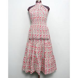 Nouvelle robe maxi bohème d'été décontractée à imprimé floral 100% coton, dos nu et col halter, de luxe - Product Image 1